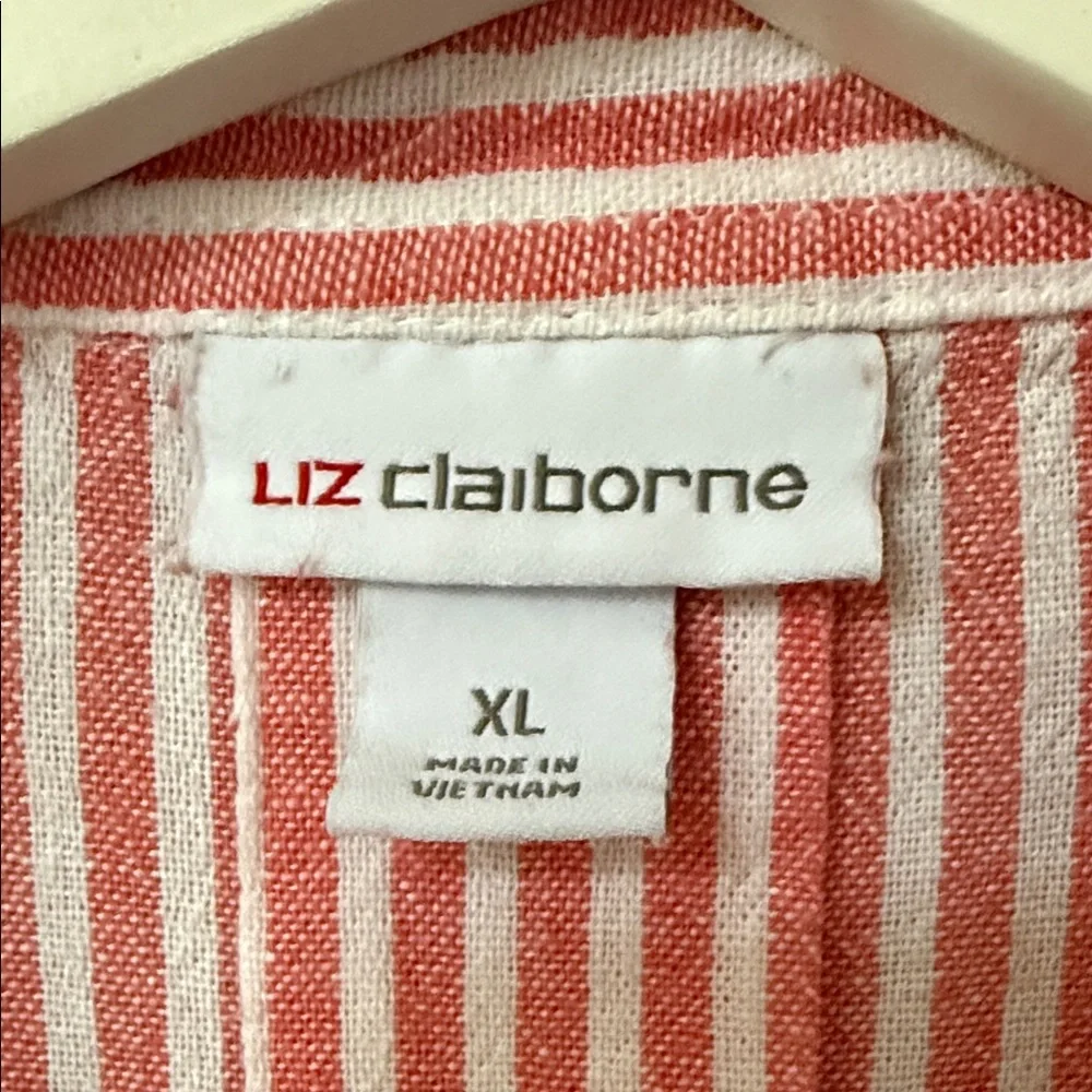 Peach/deamcicle and White Striped Blouse and Shorts Set (look at other pics) - Picture 1 of 14